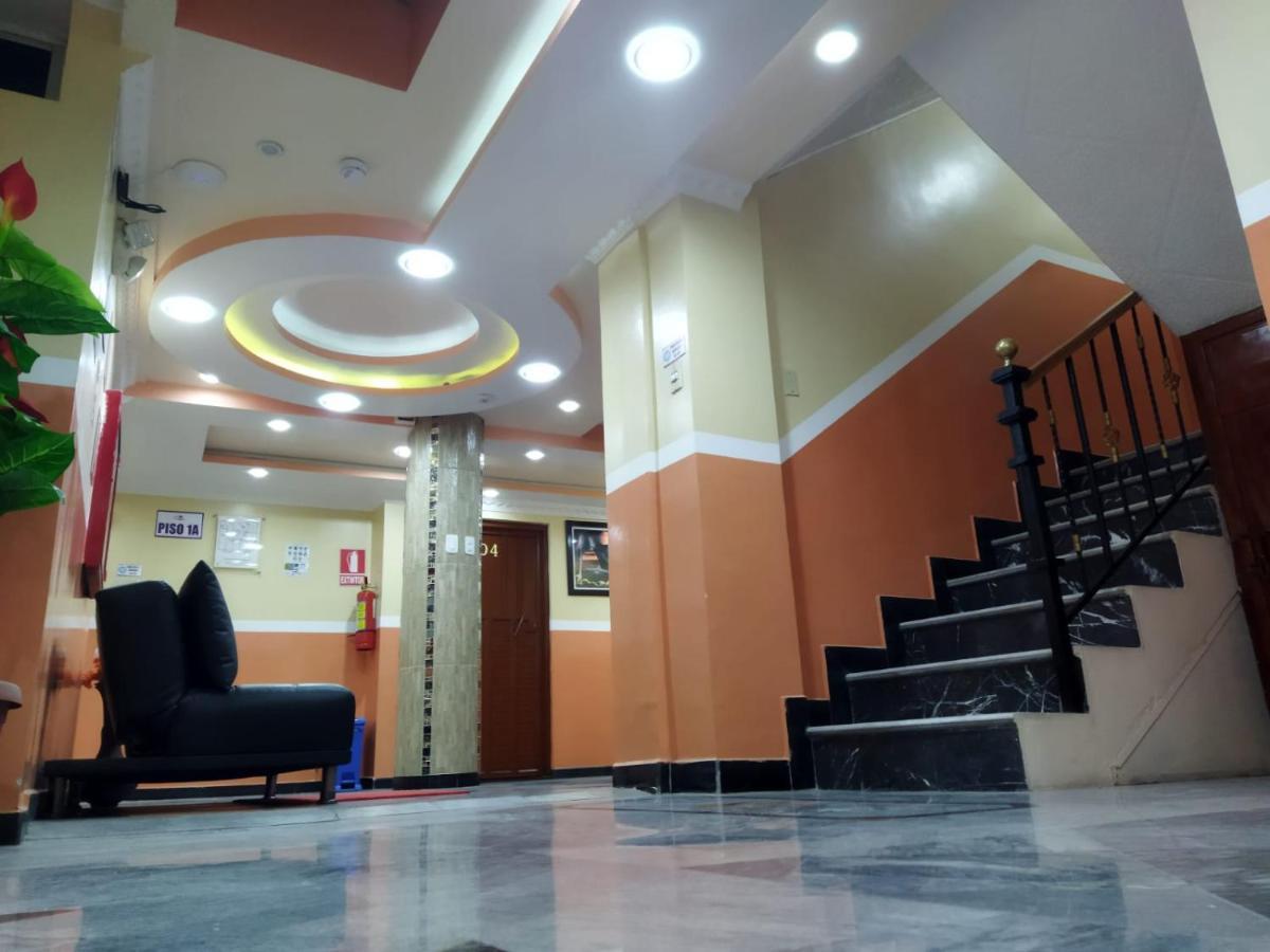 Hotel Velanez Suite Riobamba Bagian luar foto