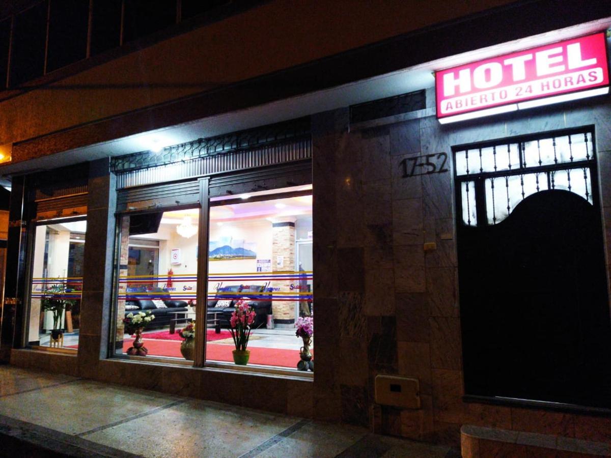 Hotel Velanez Suite Riobamba Bagian luar foto